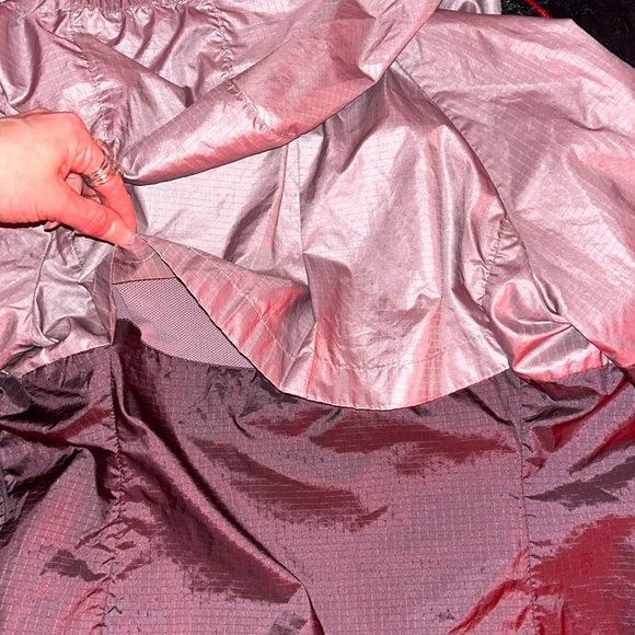 Nike Lavender Ventilated Reflective Running Jacket - Picture 11 of 13